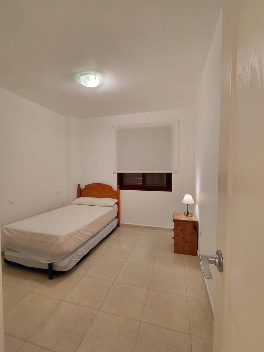 2 slaapkamer Flat te huur in Rincon de la Victoria met zwembad garage - € 1.000 (Ref: 9504357)