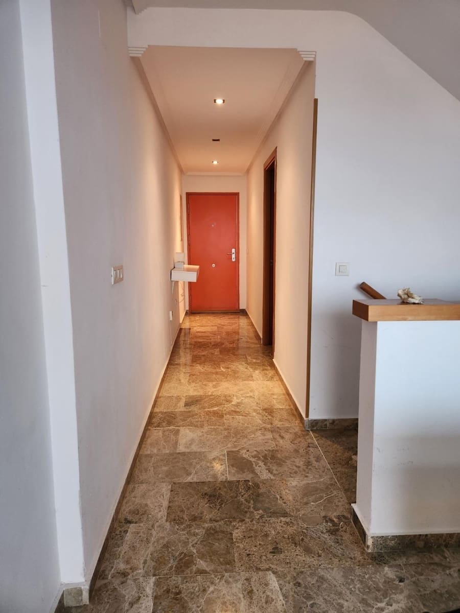 3 sypialnia Penthouse na sprzedaż w Miasto Malaga z basenem garażem - 595 000 € (Ref: 9508943)