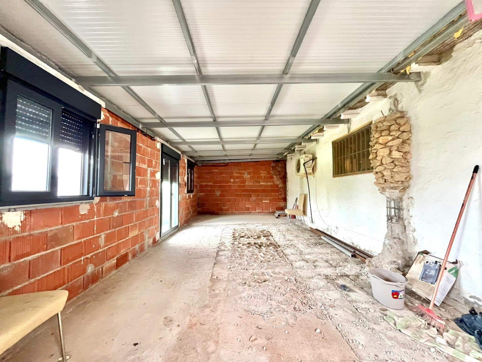 2 makuuhuone Maalaistalo myytävänä paikassa Malaga kaupunki - 197 000 € (Ref: 9513476)