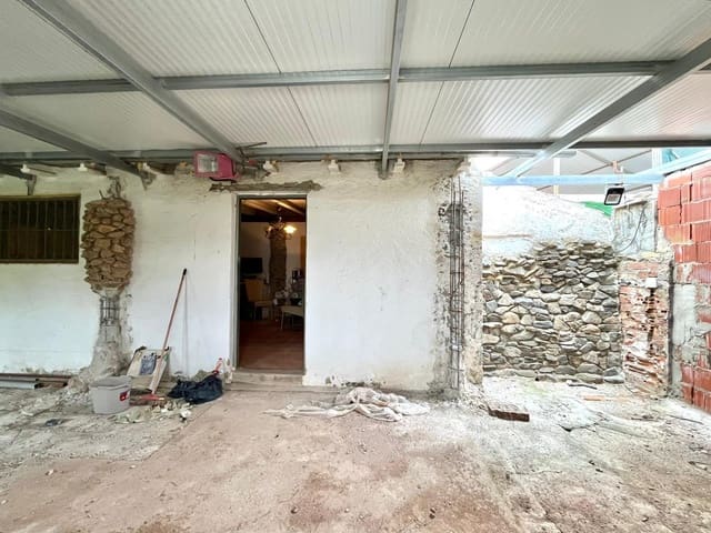 2 makuuhuone Maalaistalo myytävänä paikassa Málaga kaupunki - 197 000 € (Ref: 9513476)