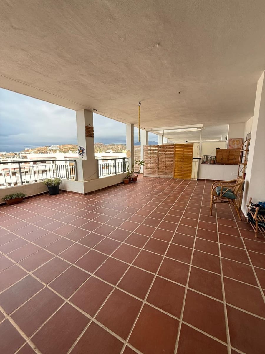 2 sypialnia Mieszkanie na sprzedaż w Rincon de la Victoria z basenem garażem - 395 000 € (Ref: 9513477)