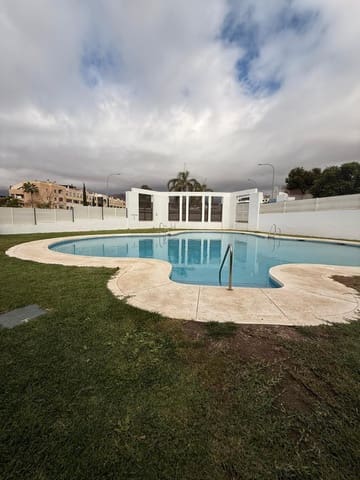 2 sypialnia Mieszkanie na sprzedaż w Rincón de la Victoria z basenem garażem - 395 000 € (Ref: 9513477)