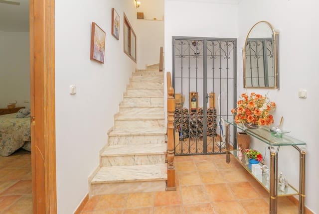 5 sovrum Villa till salu i Puerto de la Torre, Málaga stad med pool garage - 1 211 000 € (Ref: 9513482)