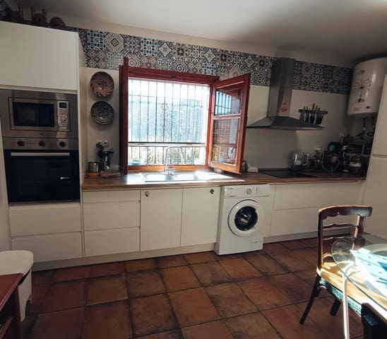 1 sypialnia Willa na sprzedaż w Canillas de Aceituno z basenem garażem - 270 000 € (Ref: 9518965)