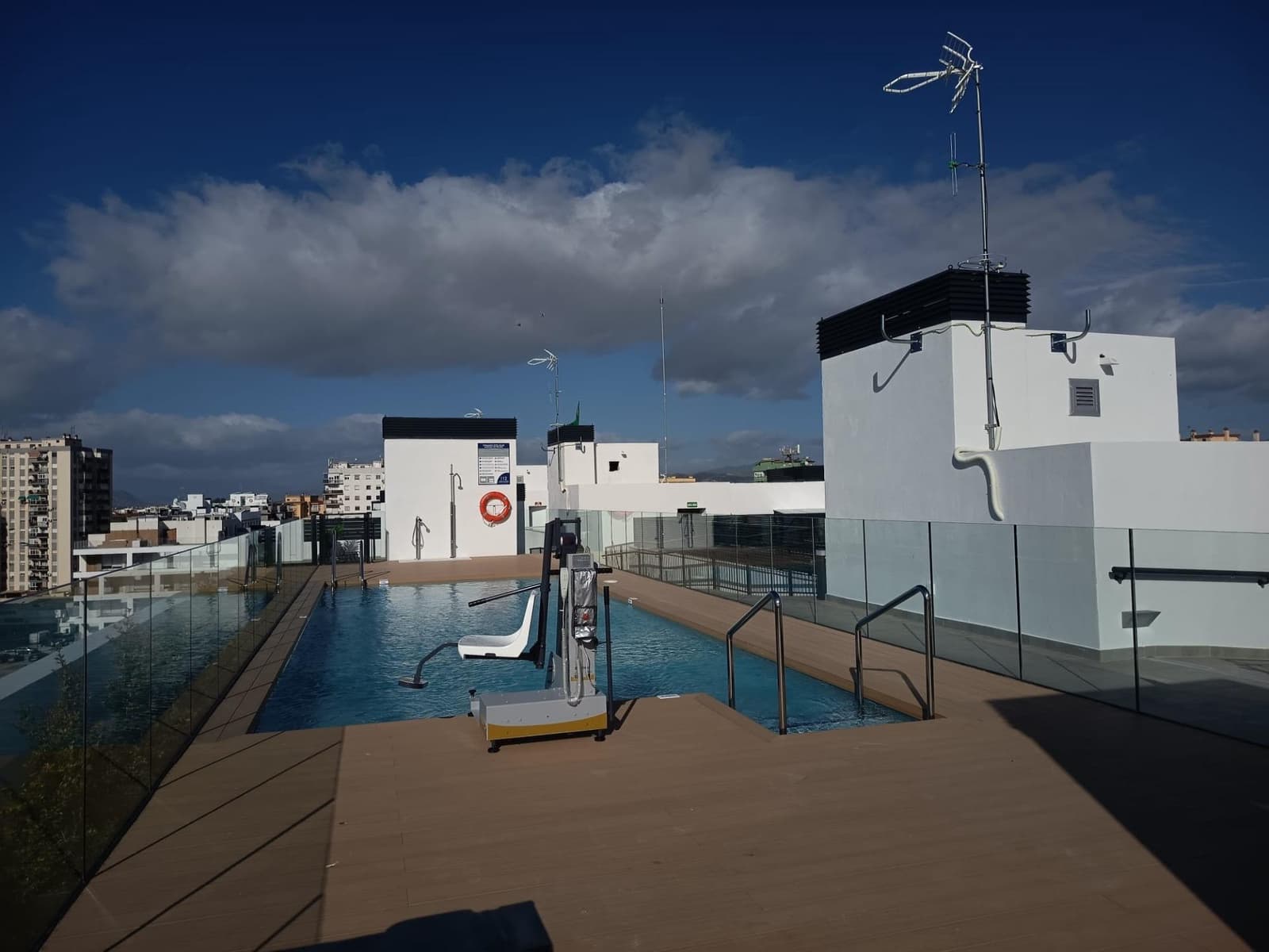 4 soveværelse Penthouse til salg i Malaga by med swimmingpool - € 850.000 (Ref: 9524391)