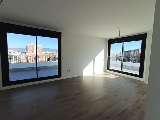 4 soveværelse Penthouse til salg i Carretera de Cadiz, Málaga by med swimmingpool garage - € 769.000 (Ref: 9524391)