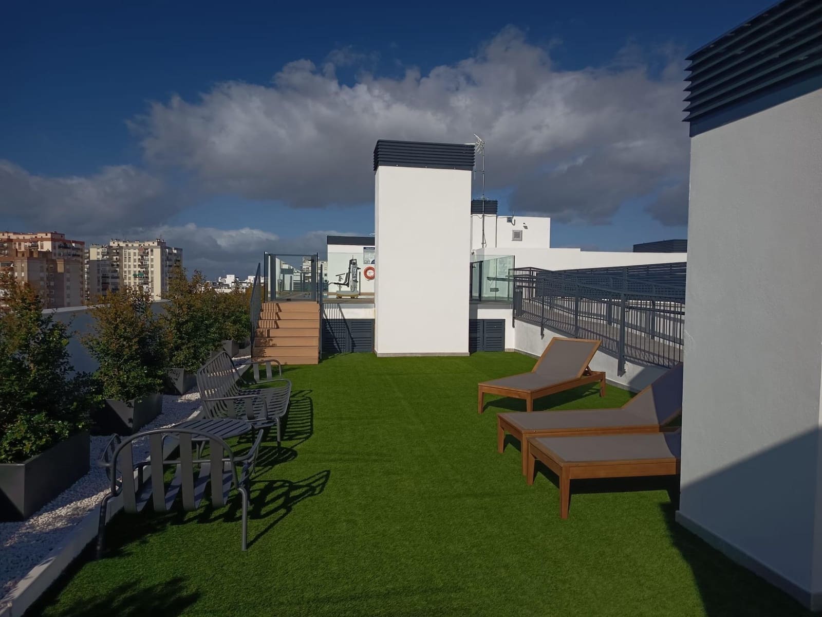 4 soveværelse Penthouse til salg i Malaga by med swimmingpool garage - € 769.000 (Ref: 9524391)