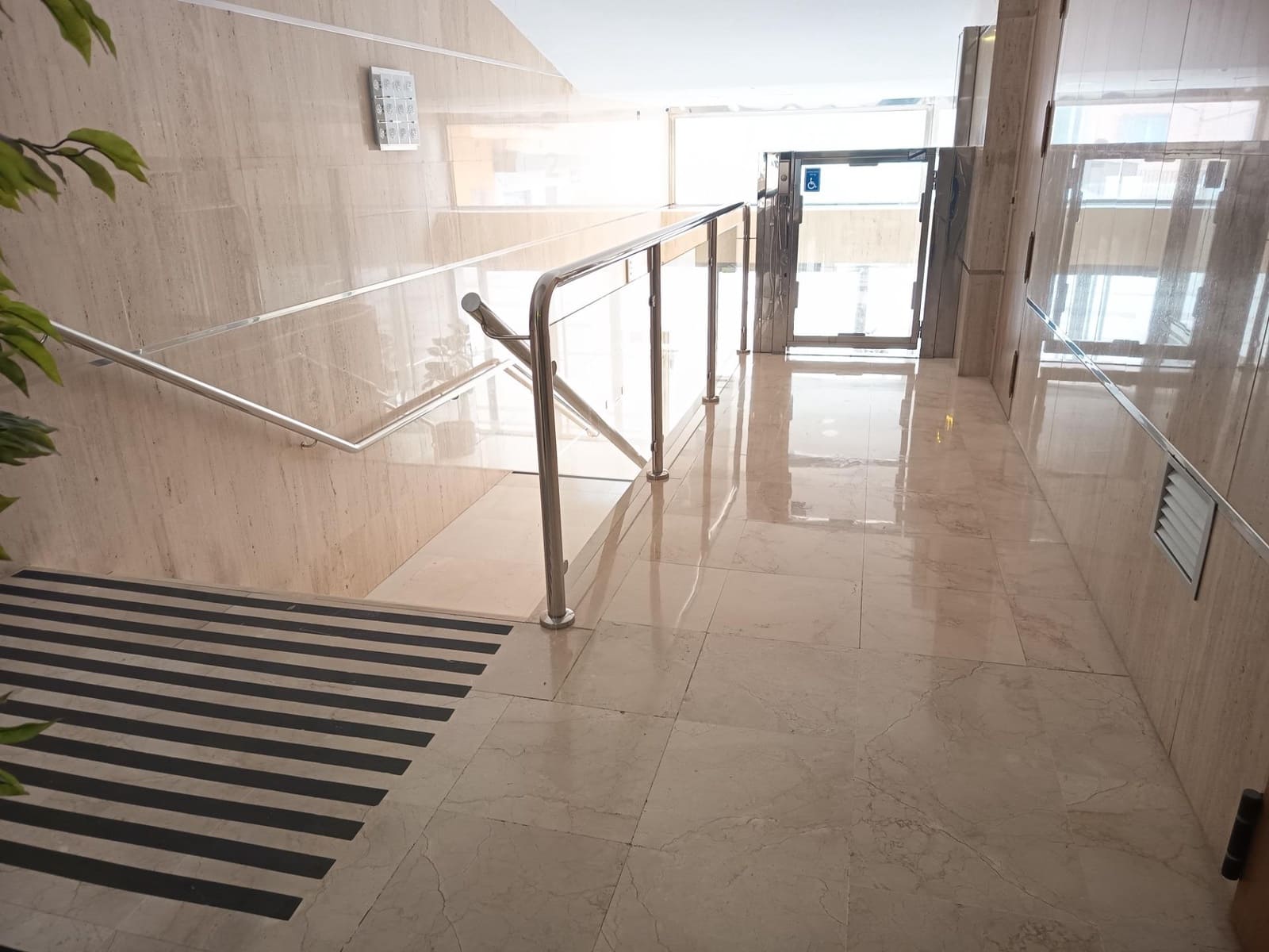 Piso de 4 habitaciones en Málaga ciudad en venta con garaje - 595.000 € (Ref: 9533825)