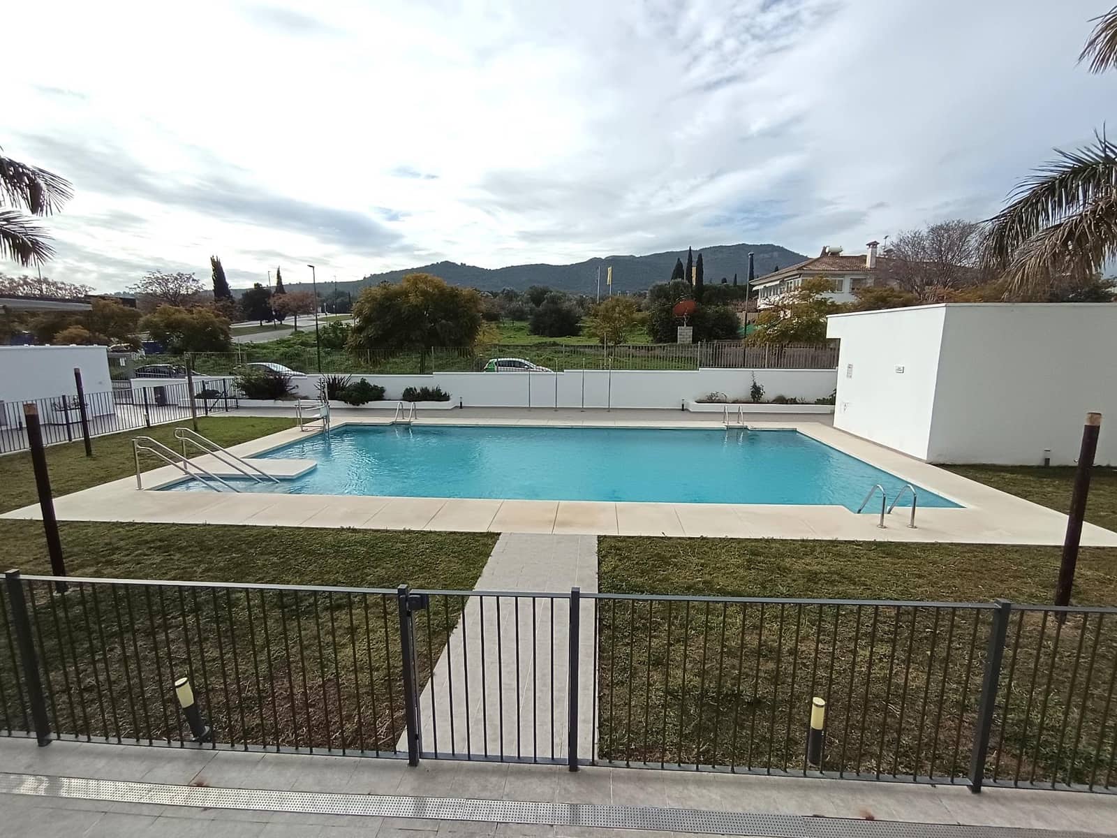 4 Zimmer Wohnung zu verkaufen in Churriana mit Pool Garage - 606.000 € (Ref: 9536804)