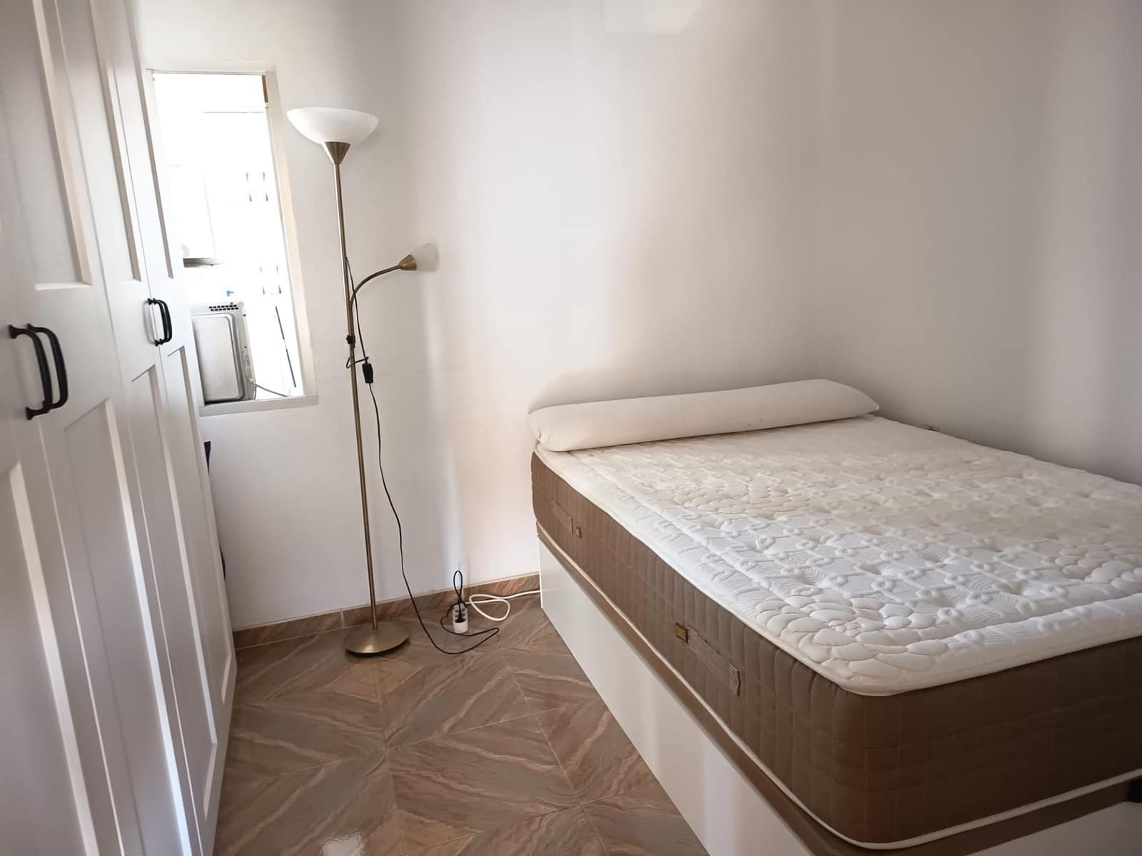 3 bedroom Flat for sale in Malaga city - € 320,000 (Ref: 9543732)