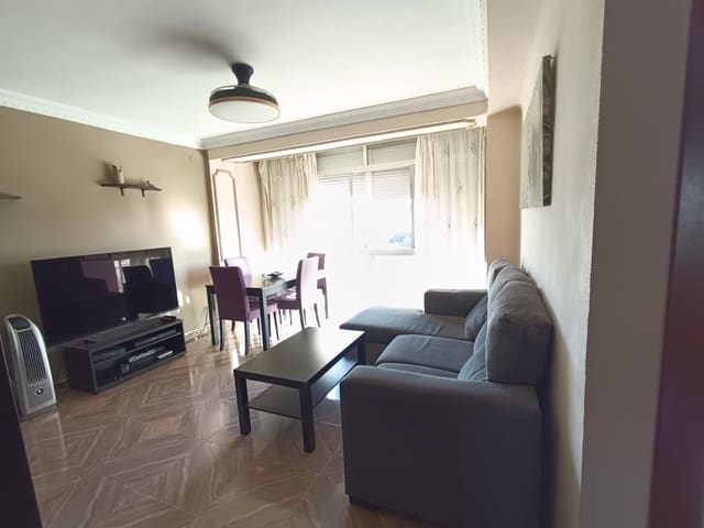 3 bedroom Flat for sale in Martiricos, Málaga city - € 320,000 (Ref: 9543732)