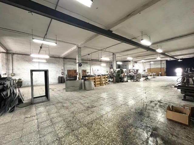 Företag till salu i Málaga stad - 800 000 € (Ref: 9548314)