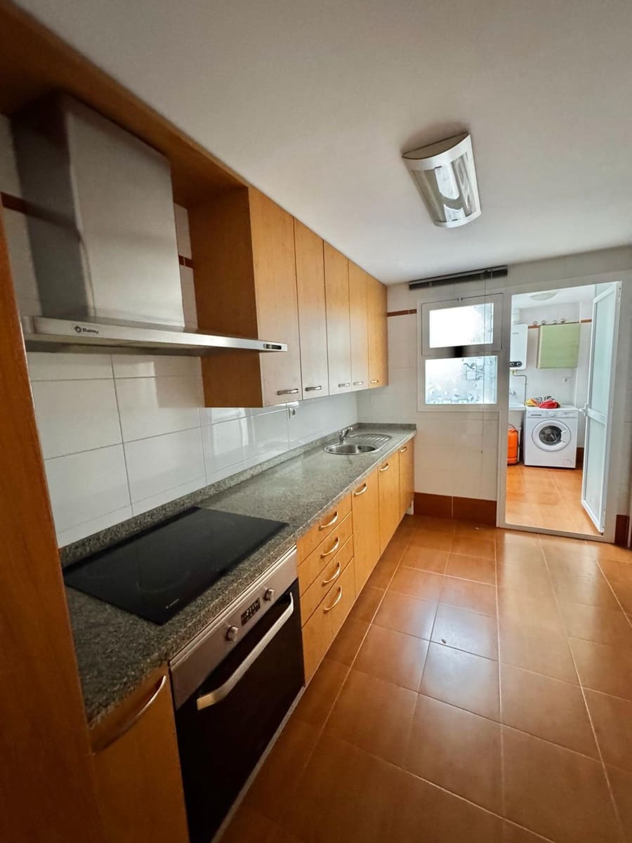2 sypialnia Mieszkanie na sprzedaż w Rincon de la Victoria z basenem garażem - 395 000 € (Ref: 9555950)