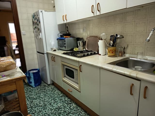 3 slaapkamer Flat te koop in Málaga stad - € 320.000 (Ref: 9568741)