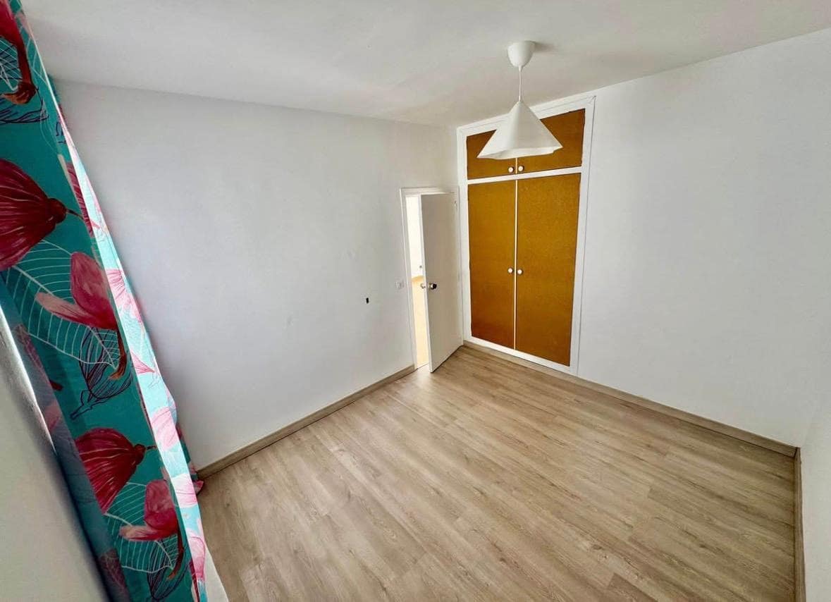 3 soveværelse Penthouse til salg i Fuengirola - € 195.000 (Ref: 9571267)