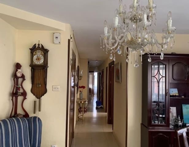 3 soveværelse Lejlighed til salg i Málaga by - € 330.000 (Ref: 9591390)