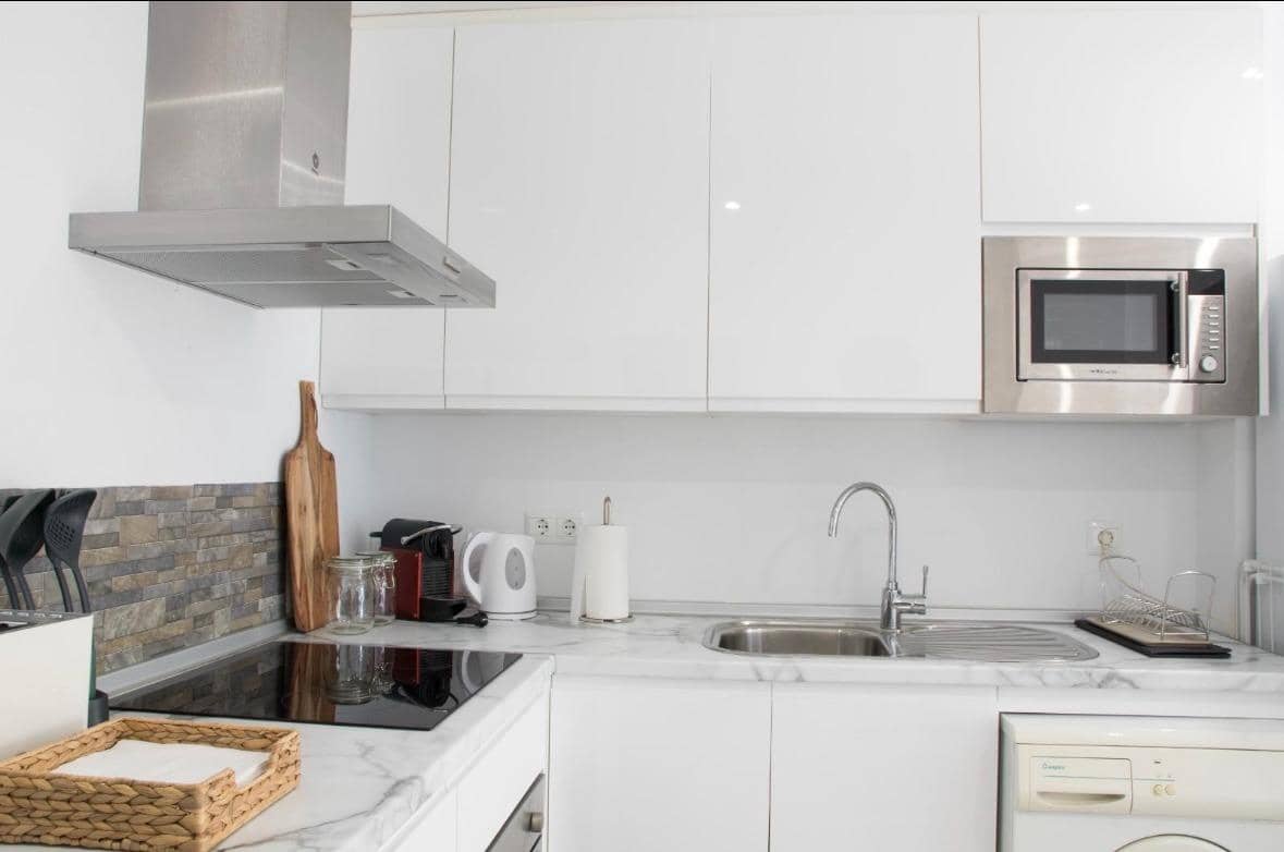 Loft til salgs i Malaga by - € 197 000 (Ref: 9622409)