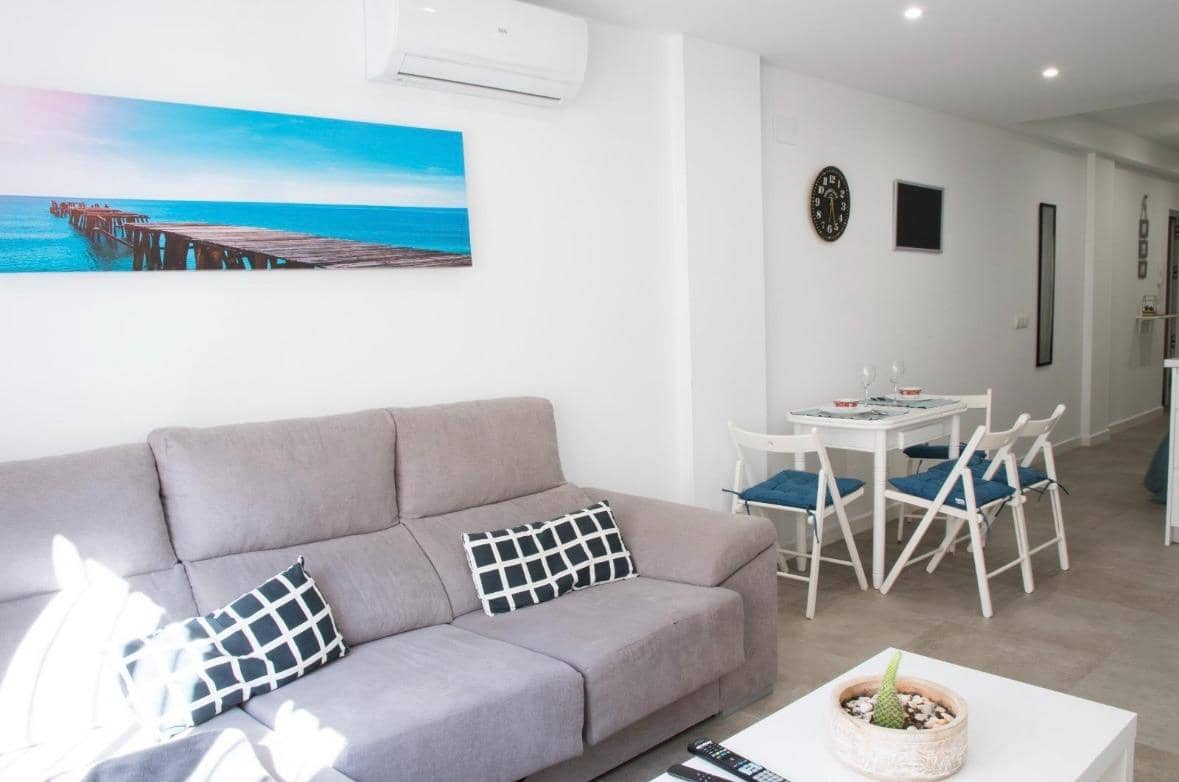 Loft til salgs i Malaga by - € 197 000 (Ref: 9622409)