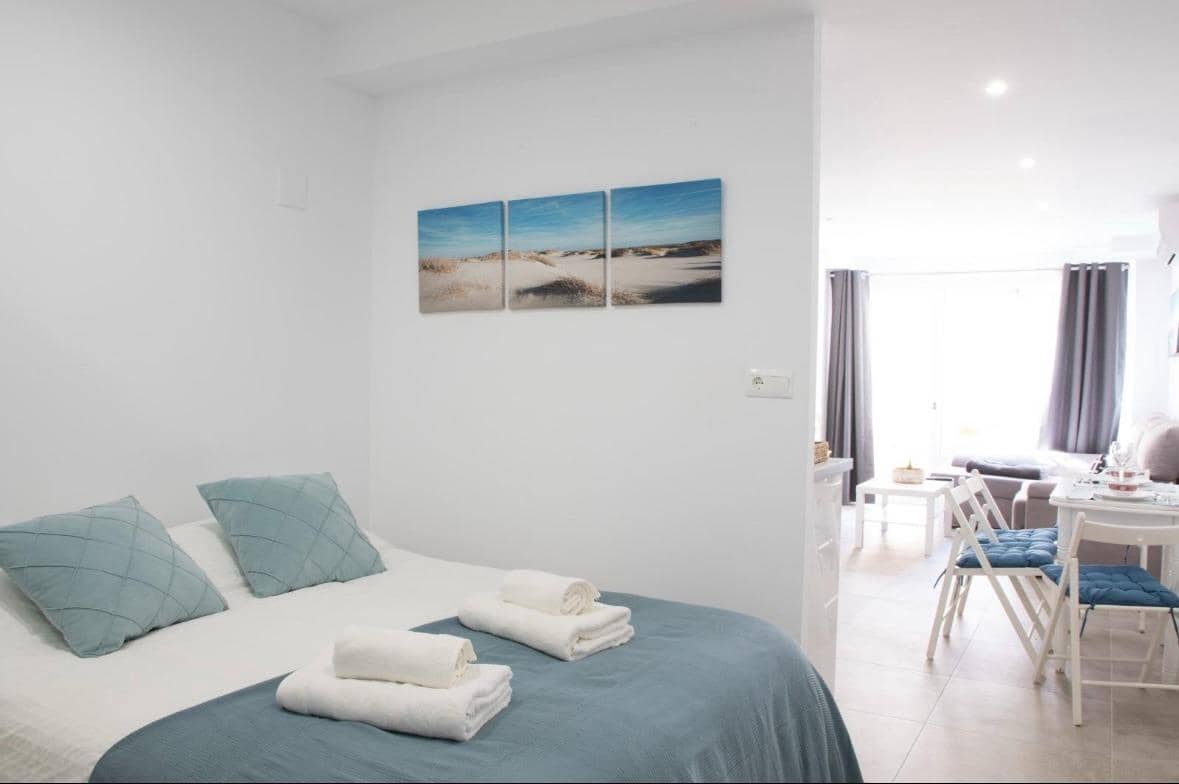 Loft til salgs i Malaga by - € 197 000 (Ref: 9622409)