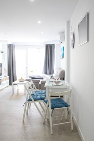 Loft til salgs i Málaga by - € 197 000 (Ref: 9622409)