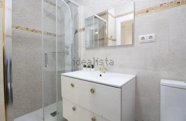 Loft til salgs i Malaga by - € 197 000 (Ref: 9622410)