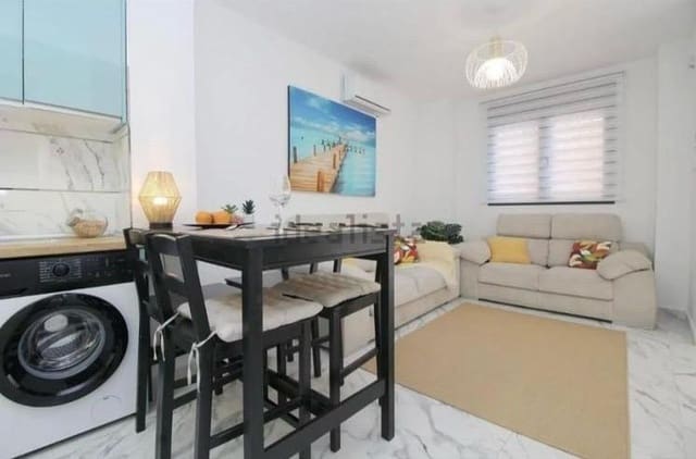 Loft til salgs i Málaga by - € 197 000 (Ref: 9622410)