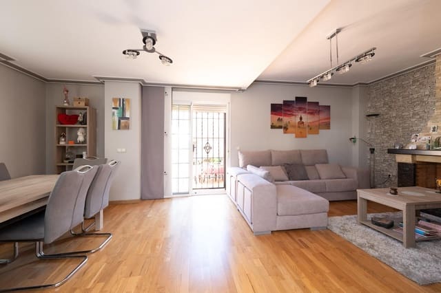 3 slaapkamer Villa te koop in Alhaurín de la Torre - € 650.000 (Ref: 9630084)