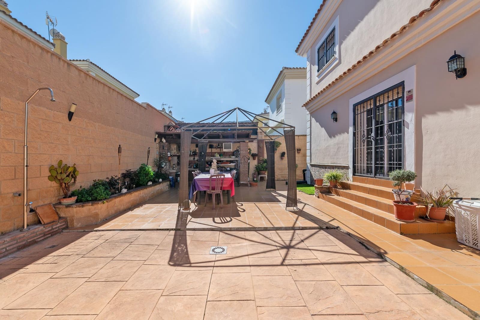 3 slaapkamer Villa te koop in Alhaurin de la Torre - € 650.000 (Ref: 9630084)