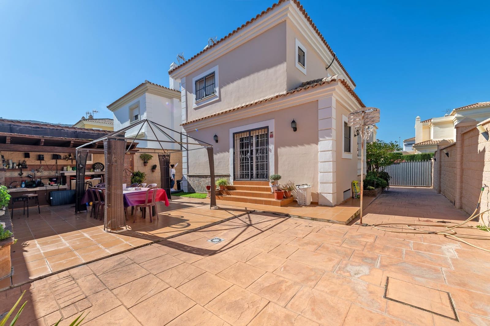 3 sovrum Villa till salu i Alhaurin de la Torre - 650 000 € (Ref: 9630084)