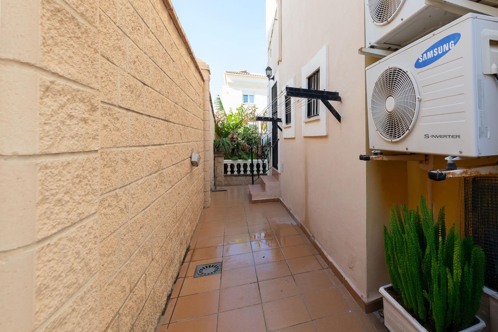 3 sovrum Villa till salu i Alhaurin de la Torre - 650 000 € (Ref: 9630084)
