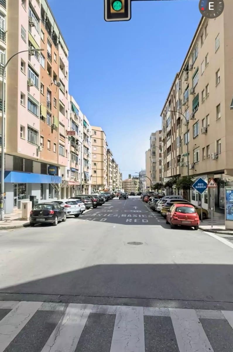 2 sovrum Lägenhet till salu i Malaga stad - 150 000 € (Ref: 9630085)