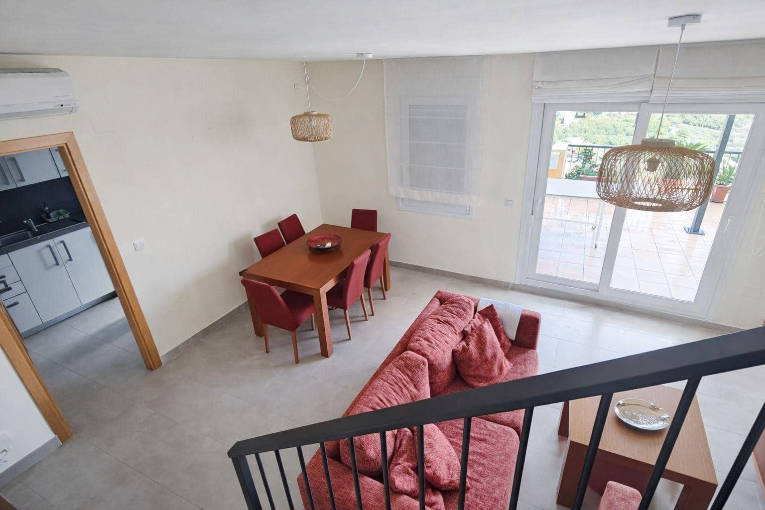 Adosado de 3 habitaciones en Almuñécar en alquiler con piscina - 1.100 € (Ref: 9645106)