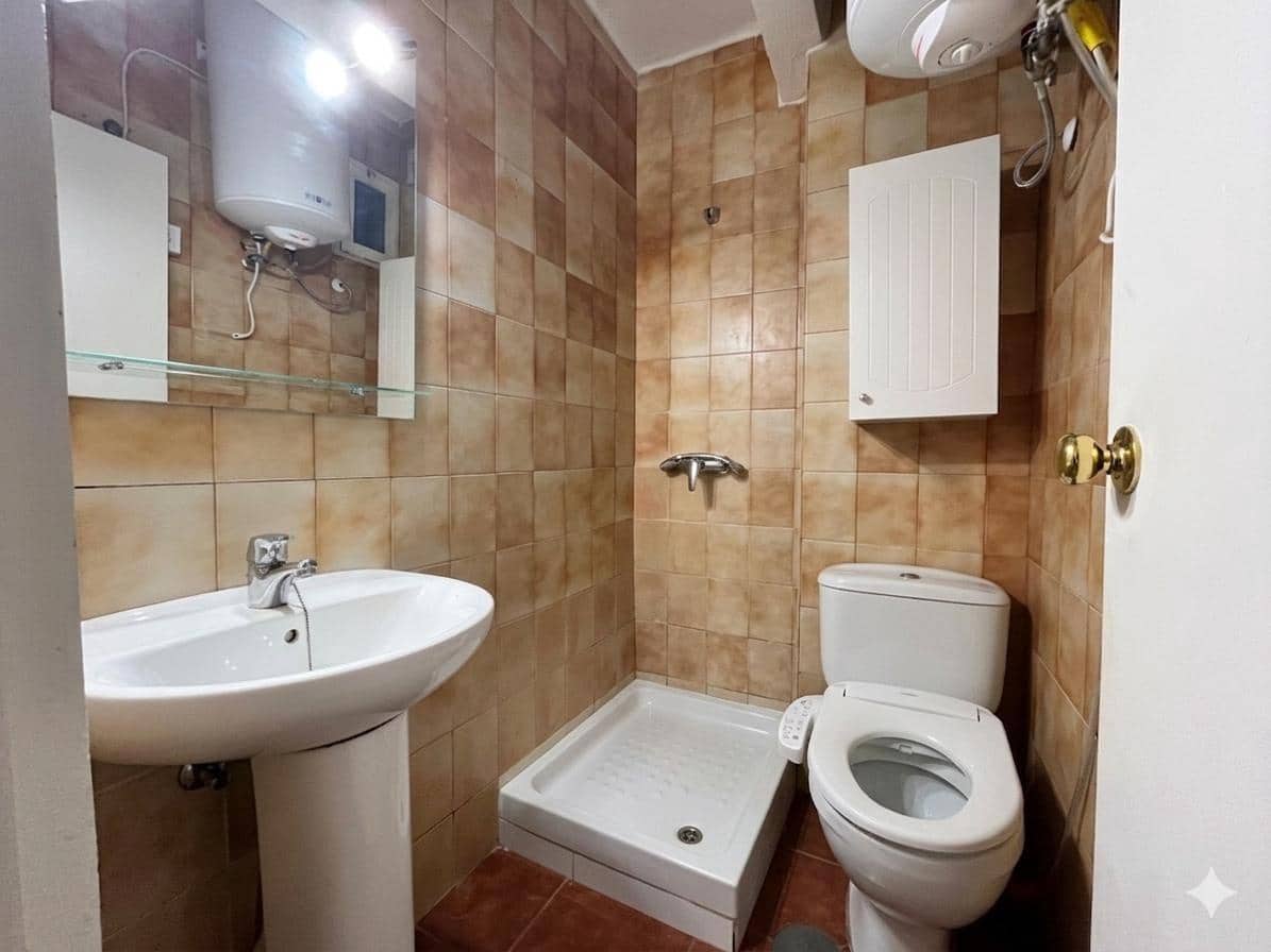 2 soveværelse Lejlighed til salg i Malaga by - € 197.500 (Ref: 9648237)