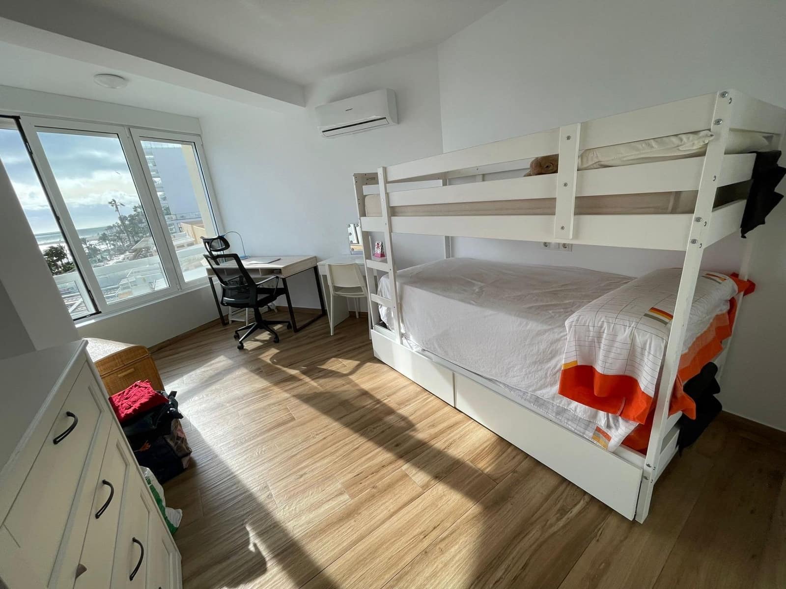 Piso de 2 habitaciones en Benalmádena en venta con garaje - 450.000 € (Ref: 9648238)