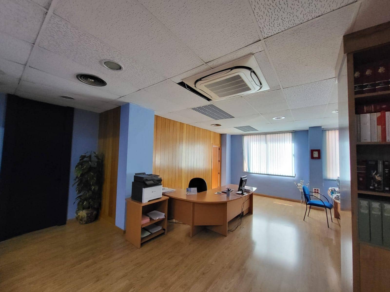 4 quarto Comercial para arrendar em Malaga cidade - 2 750 € (Ref: 9656174)