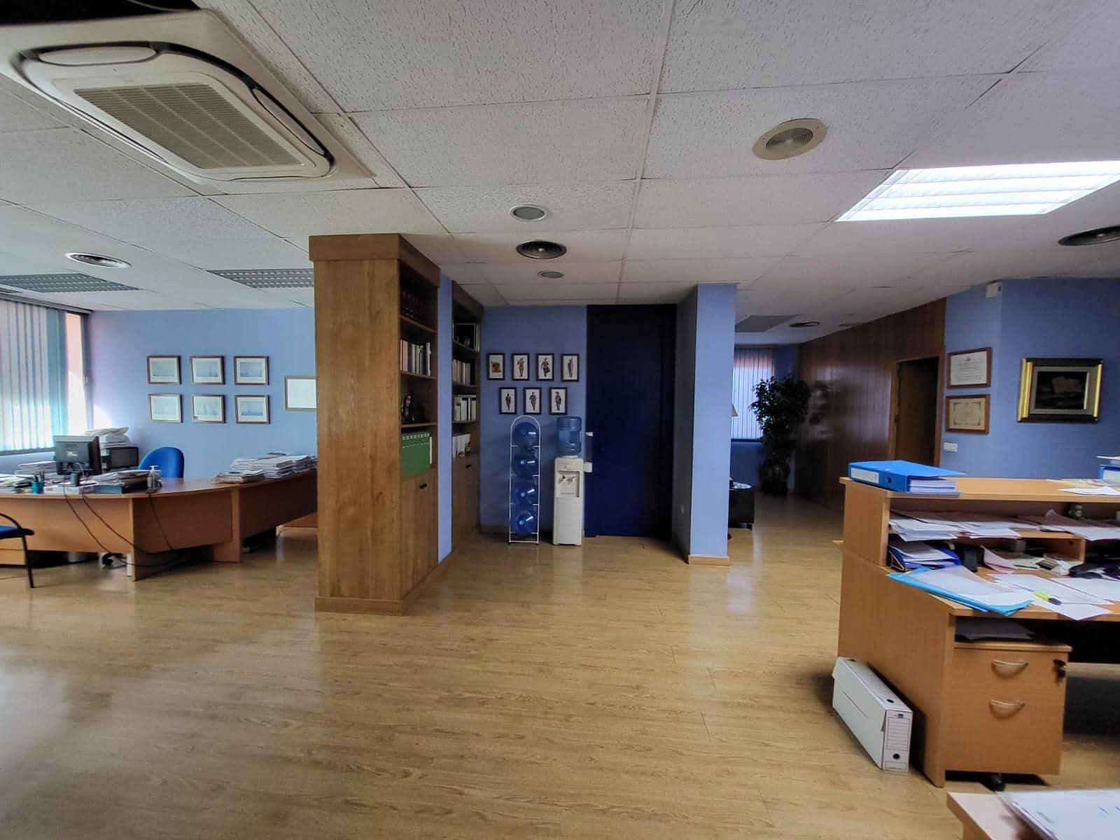 4 quarto Comercial para arrendar em Malaga cidade - 2 750 € (Ref: 9656174)