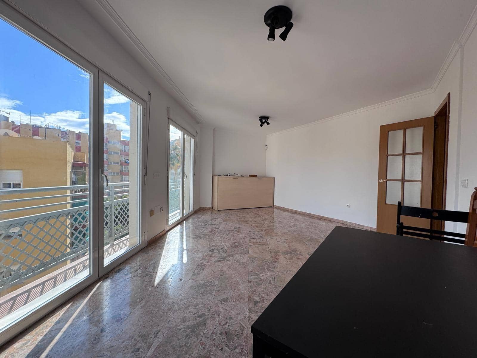 3 bedroom Flat for sale in Fuengirola with garage - € 350,000 (Ref: 9656175)