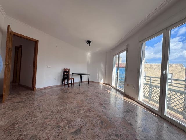 3 bedroom Flat for sale in Fuengirola with garage - € 350,000 (Ref: 9656175)