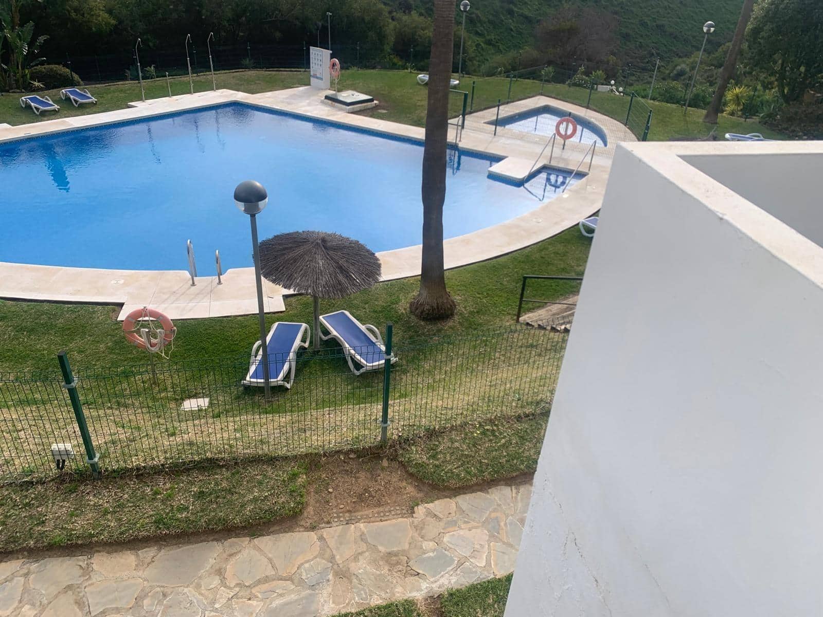 2 slaapkamer Flat te koop in Riviera del Sol met zwembad garage - € 298.000 (Ref: 9659506)