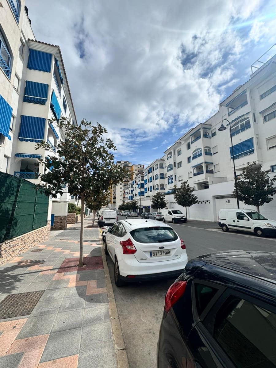 3 slaapkamer Flat te koop in Las Lagunas de Mijas met garage - € 280.000 (Ref: 9679927)