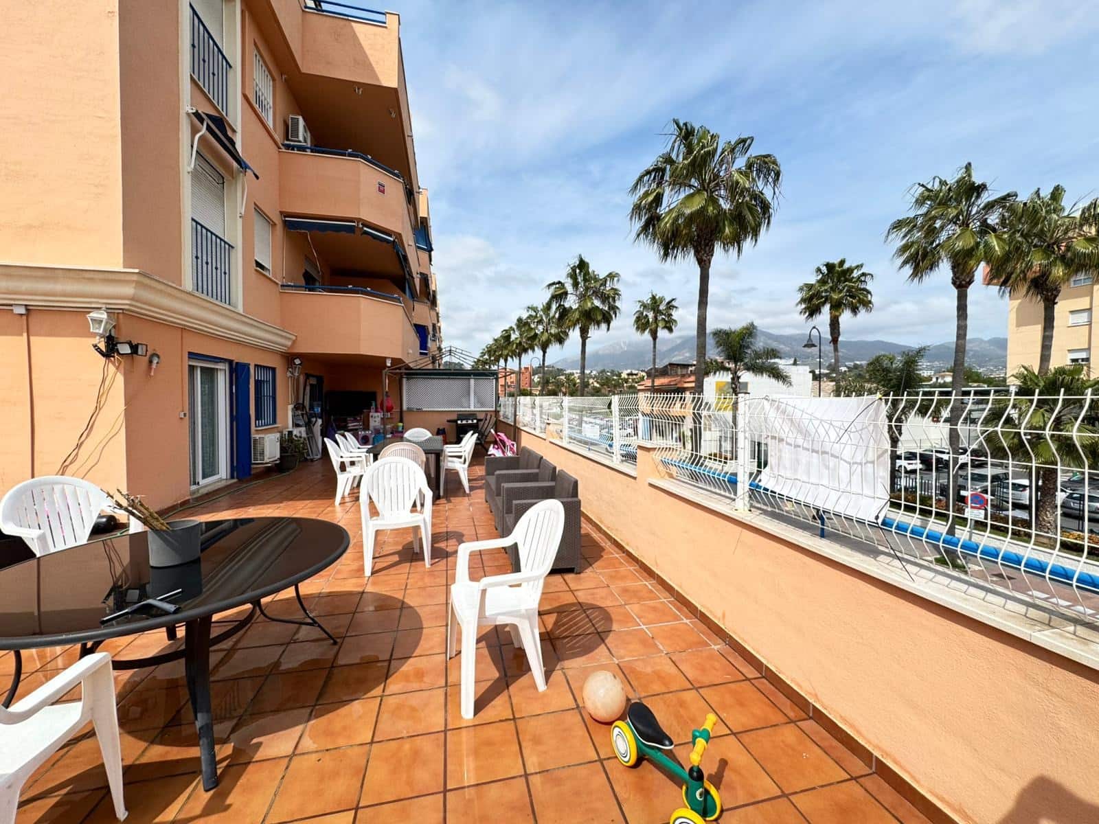 Piso de 3 habitaciones en Las Lagunas de Mijas en venta con garaje - 490.000 € (Ref: 9698864)