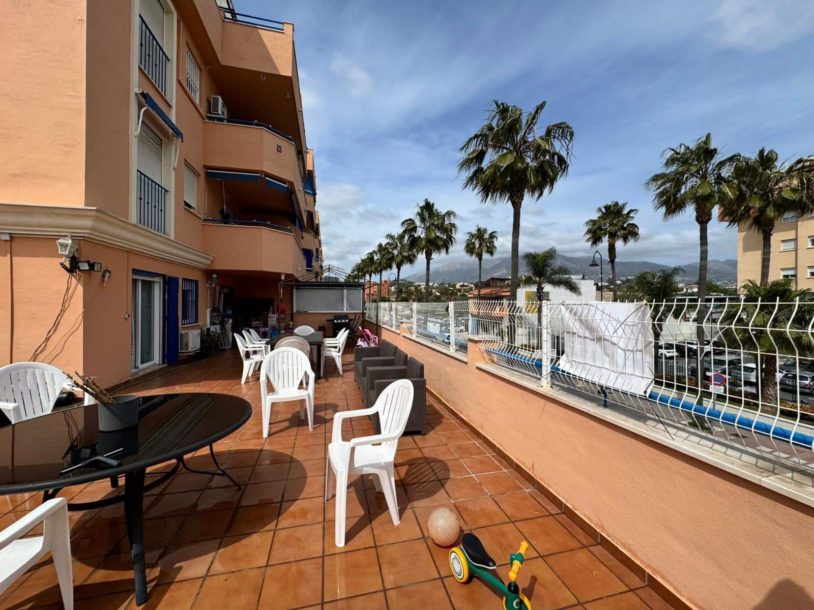 Piso de 3 habitaciones en Las Lagunas de Mijas en venta con garaje - 490.000 € (Ref: 9698864)