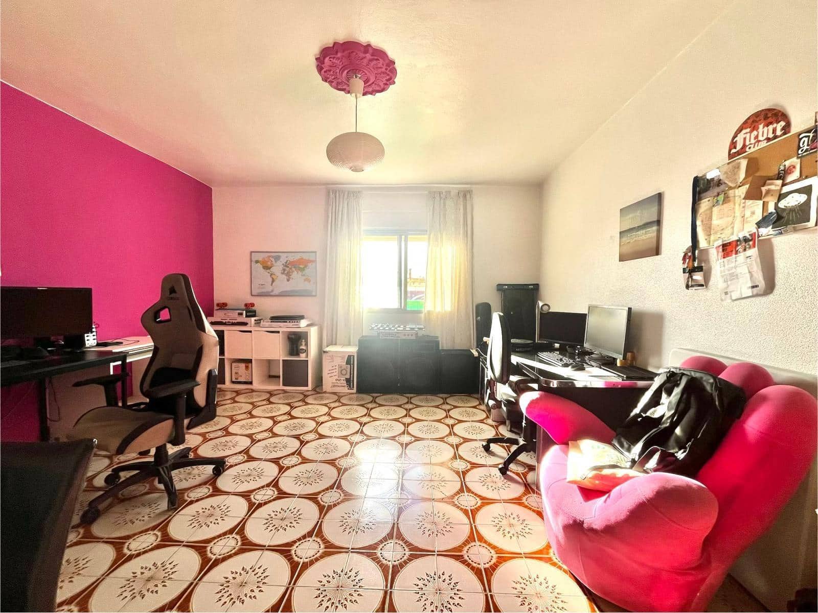 4 slaapkamer Villa te koop in Malaga stad - € 370.000 (Ref: 9712047)