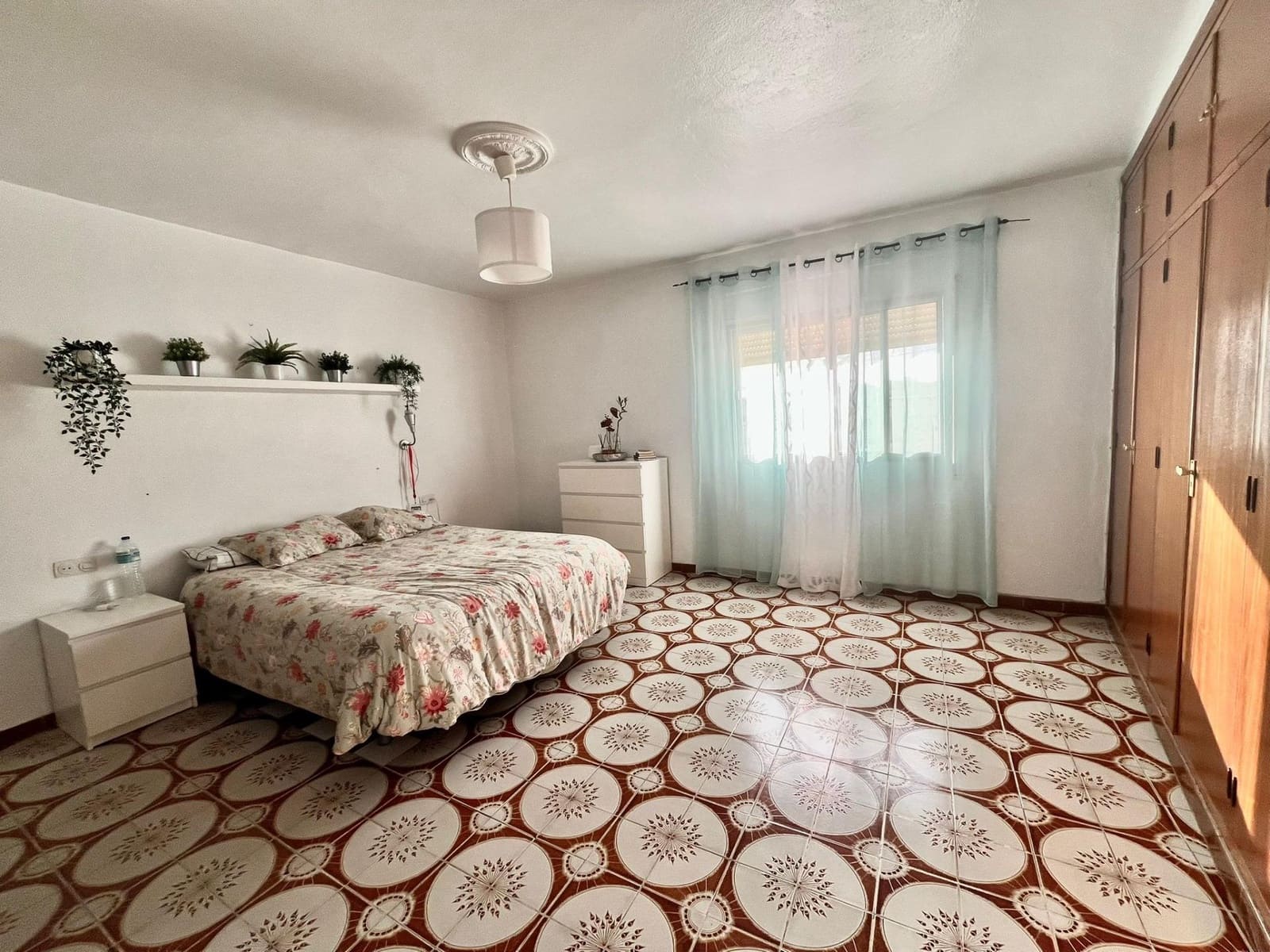 4 slaapkamer Villa te koop in Malaga stad - € 370.000 (Ref: 9712047)