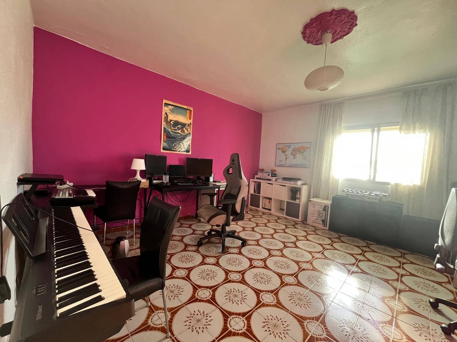 4 slaapkamer Villa te koop in Malaga stad - € 370.000 (Ref: 9712047)