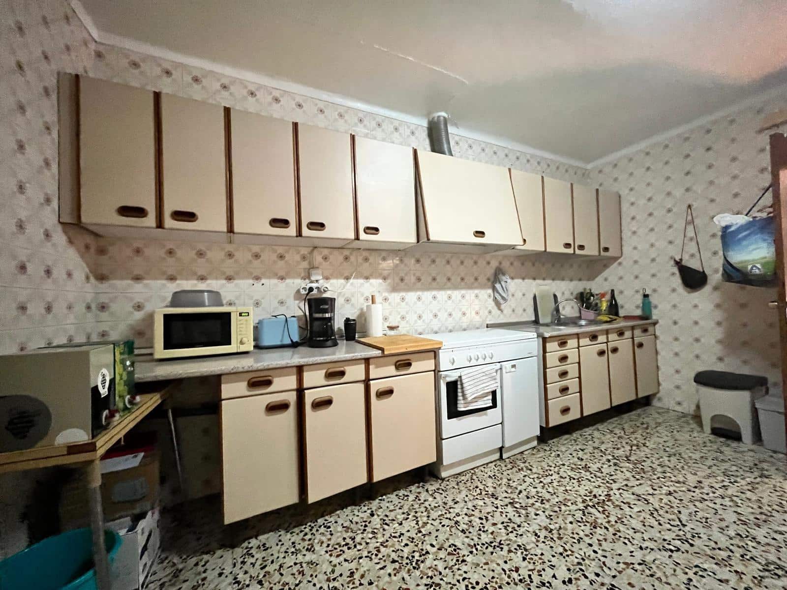 4 slaapkamer Villa te koop in Malaga stad - € 370.000 (Ref: 9712047)