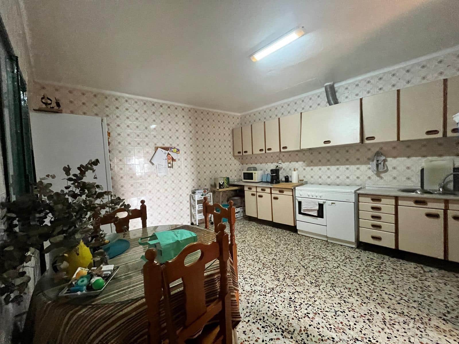 4 slaapkamer Villa te koop in Malaga stad - € 370.000 (Ref: 9712047)