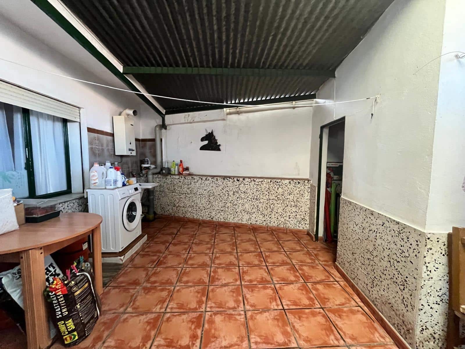 4 slaapkamer Villa te koop in Malaga stad - € 370.000 (Ref: 9712047)