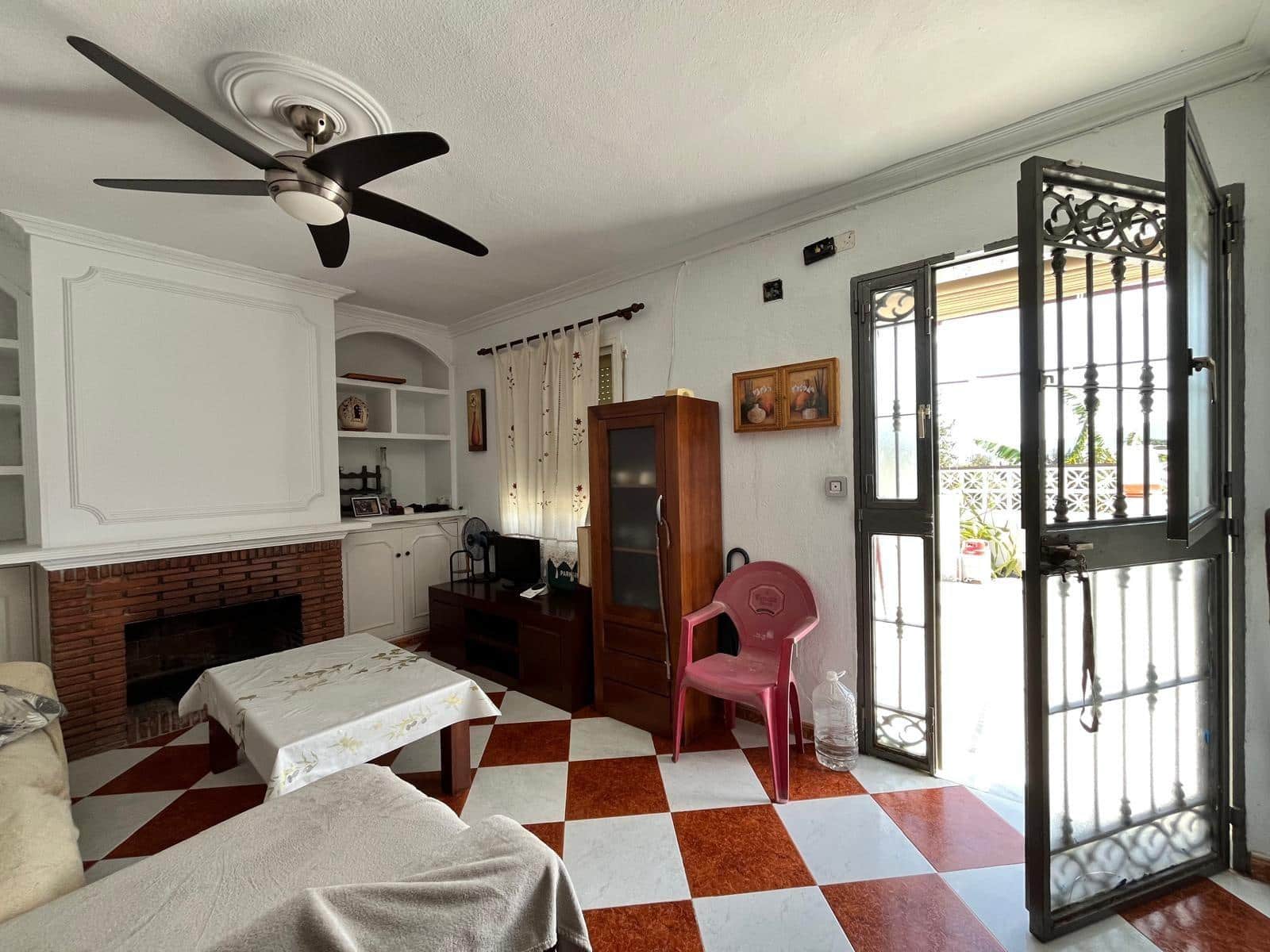 4 bedroom Villa for sale in Alhaurin de la Torre with pool - € 550,000 (Ref: 9712051)