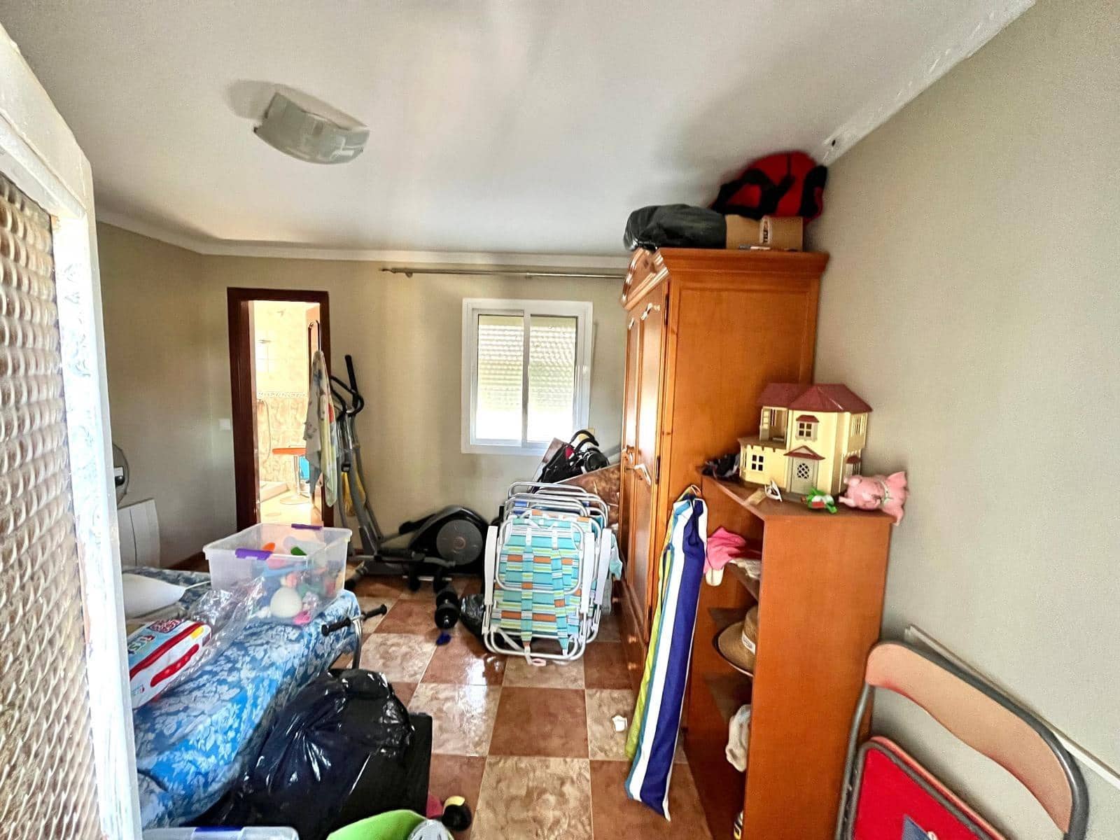 4 bedroom Villa for sale in Alhaurin de la Torre with pool - € 550,000 (Ref: 9712051)